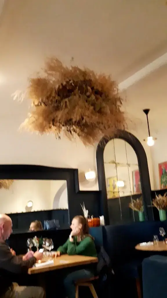 Club Marot_Lille_slider_image_2