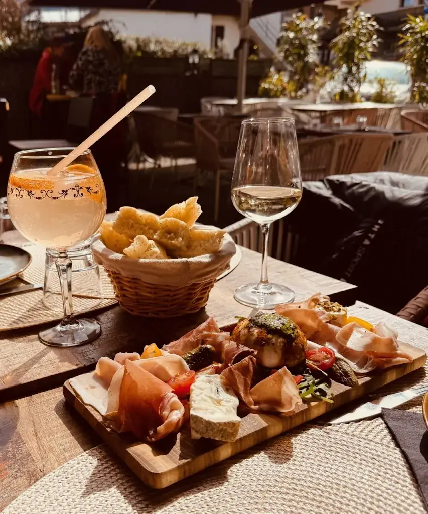 Restaurant Pizzeria Le Zip Combloux_Combloux_slider_image_2