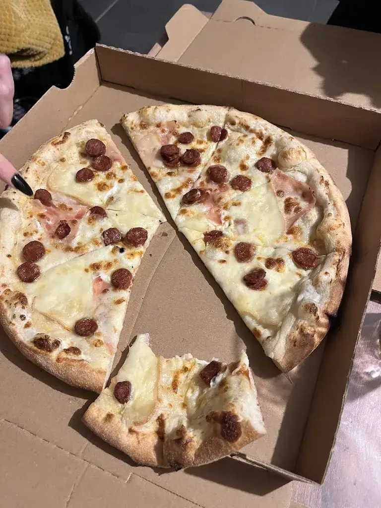 Pizza Roma_Montdidier_slider_image_3