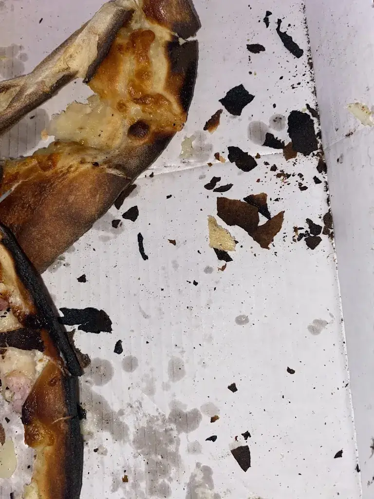 Léa Wattincourt_Le Kiosque à Pizzas de Montdidier_Montdidier_review