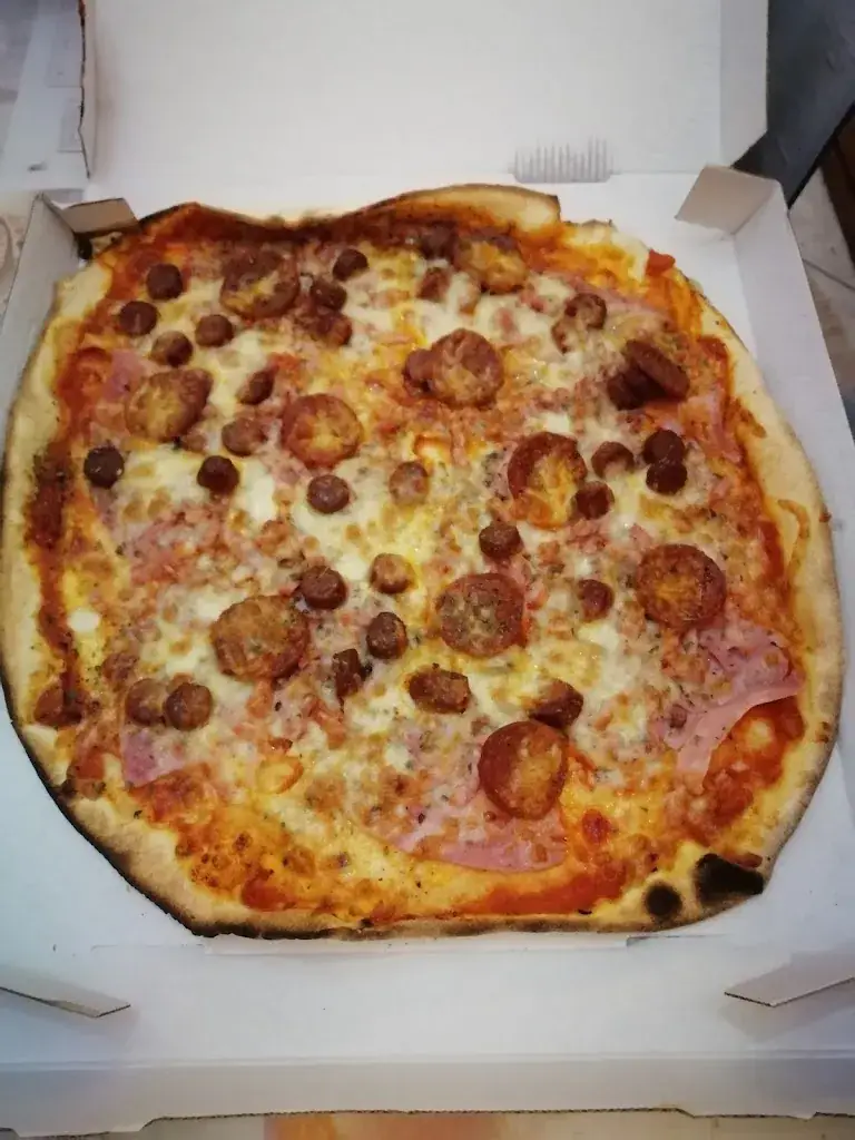 Le Kiosque à Pizzas de Montdidier restaurant in Montdidier