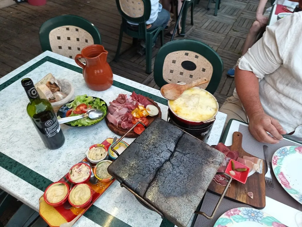 Restaurant Le Loup Comblé_Combloux_slider_image_3