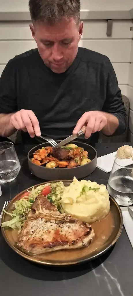 Steven Jardine_La Côte Rotie_Neufchâtel-Hardelot_review