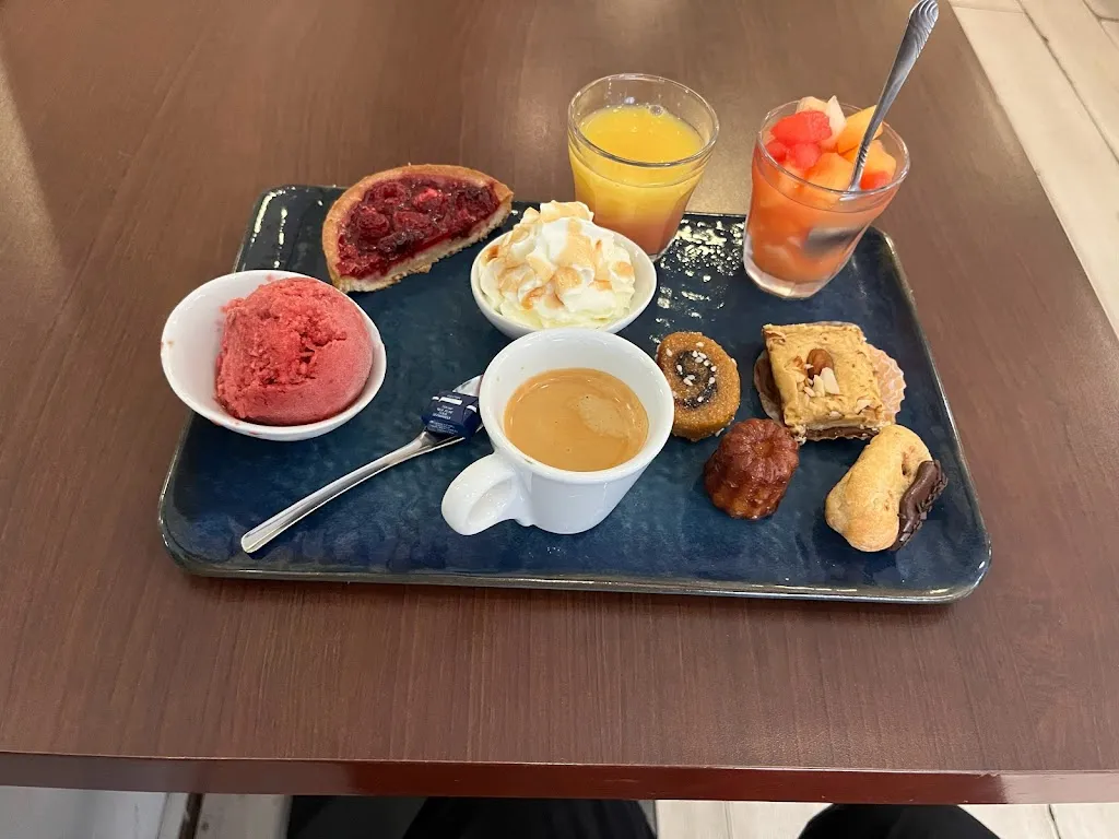 Ô Saveurs D'Ailleurs restaurant in Marseille