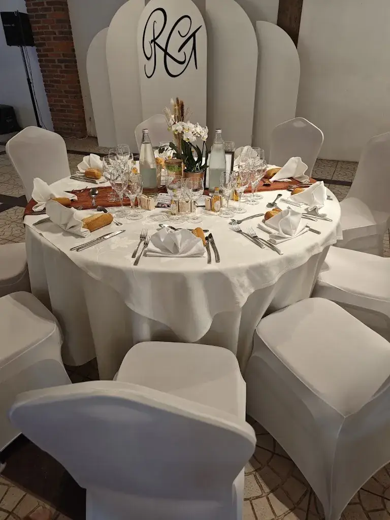 Le Clos de l'Ecuyer_Ons-en-Bray_slider_image_1