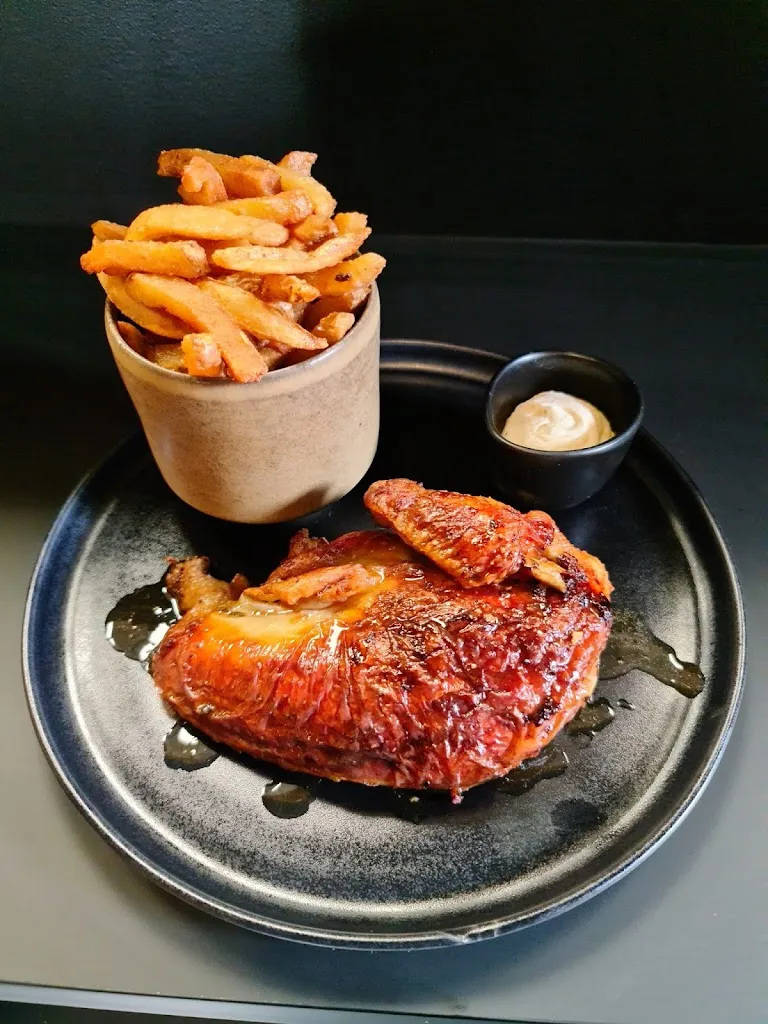 Restaurant Le Poulet d'Enfer Lens_Lens_slider_image_3