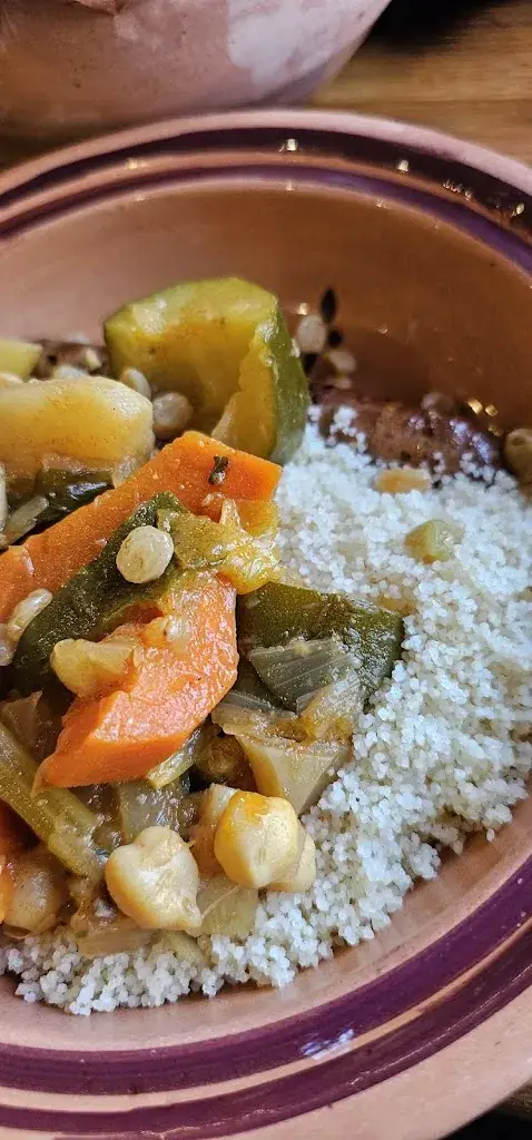 Thierry CAMBON_La Grotte_Montreuil_review