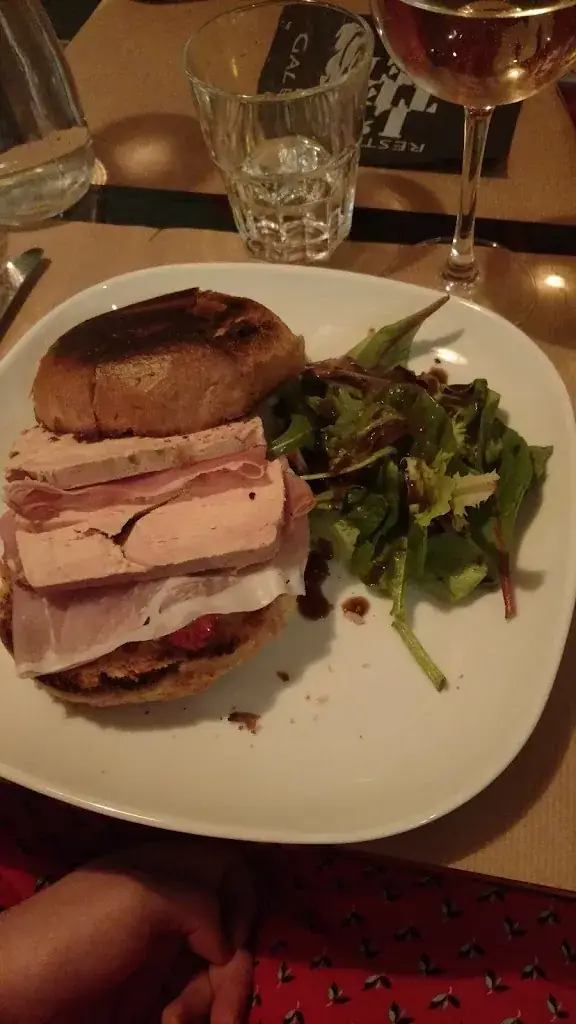 Kacey Campbell_L'Atelier_Montreuil_review