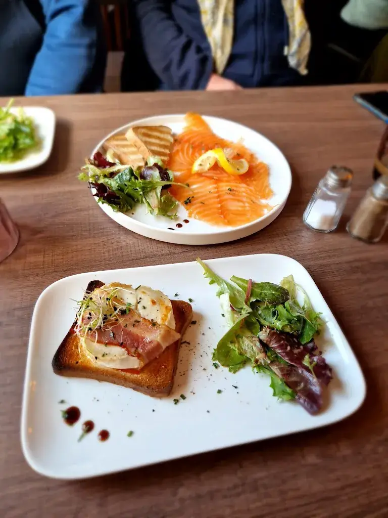 Alice Telliez_brasserie de la ferme_Outreau_review