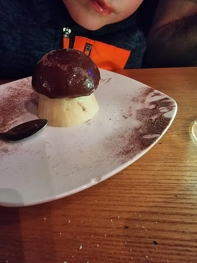 Cedric Gade_LA TAVERNE COMBLOUX_Combloux_review