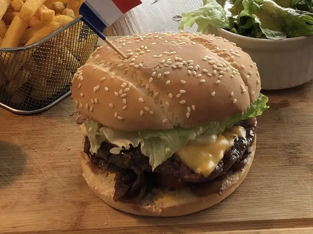 LA TAVERNE COMBLOUX Restaurant in Combloux