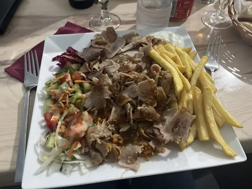 Pamukkale restaurant in Saint-Quentin