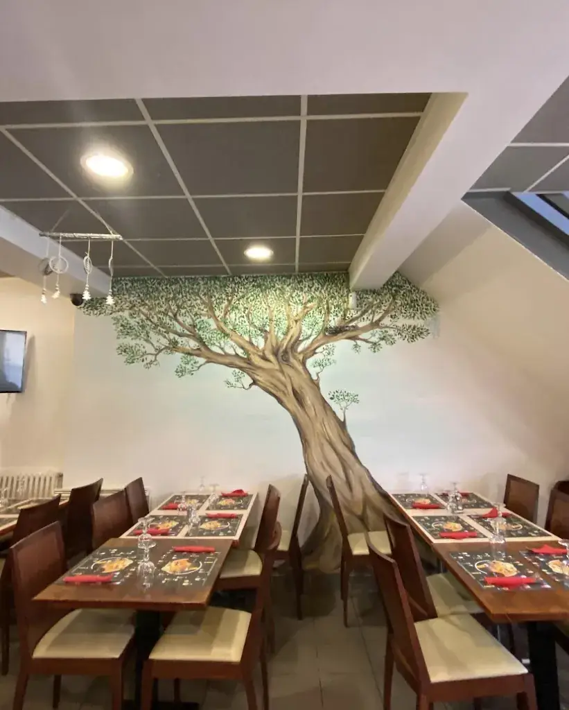 Restaurant les Oliviers restaurant in Picquigny