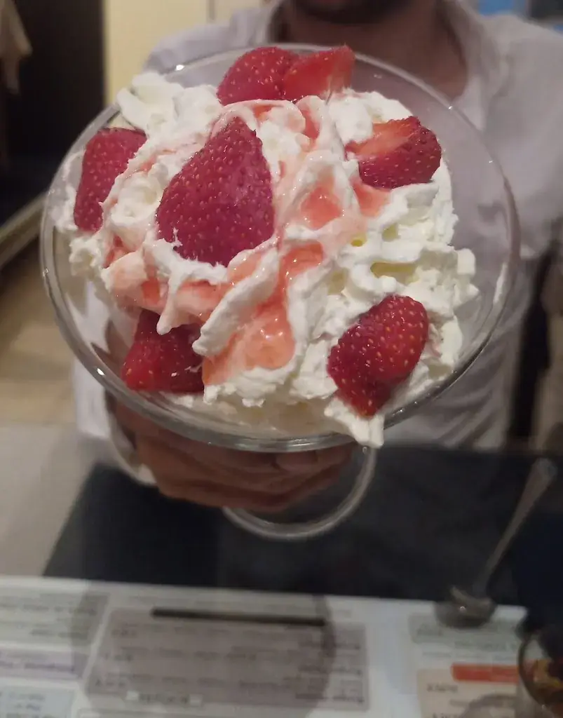 Barbara Guillat_Le Méditerranéen_Mons-en-Barœul_review