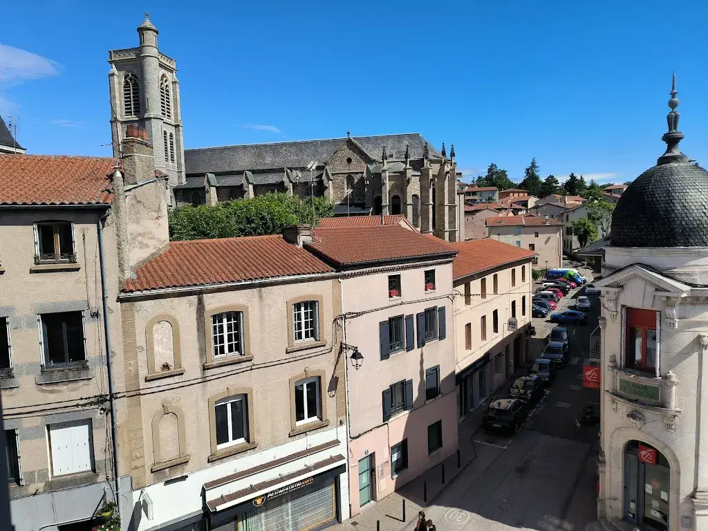 Marina sacco_LE FOREZ_Cuzieu_review