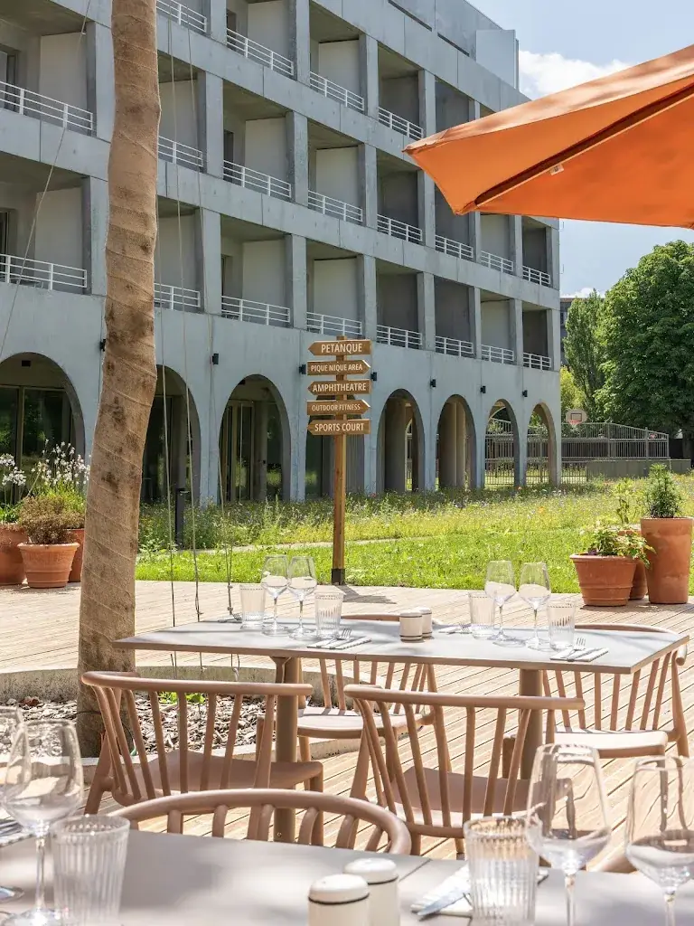 Le Restaurant | THE BABEL COMMUNITY – Lille Les Prés ristorante a Villeneuve-d'Ascq