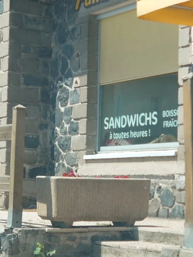 Eric Catte_La Baraque a pain_Cussac-sur-Loire_review