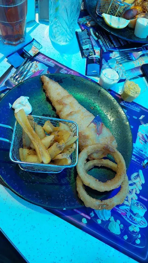 Angelo A._Memphis - Restaurant Diner_Vendin-le-Vieil_review