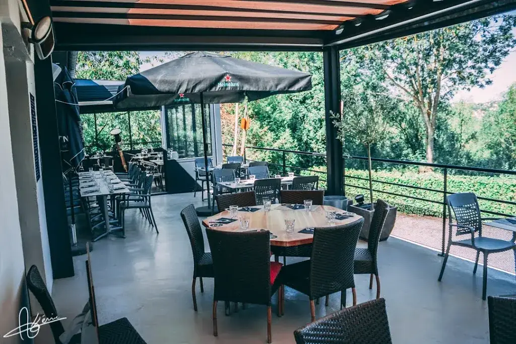 Restaurant L'Atelier des Jumeaux ristorante a Pont-de-Metz