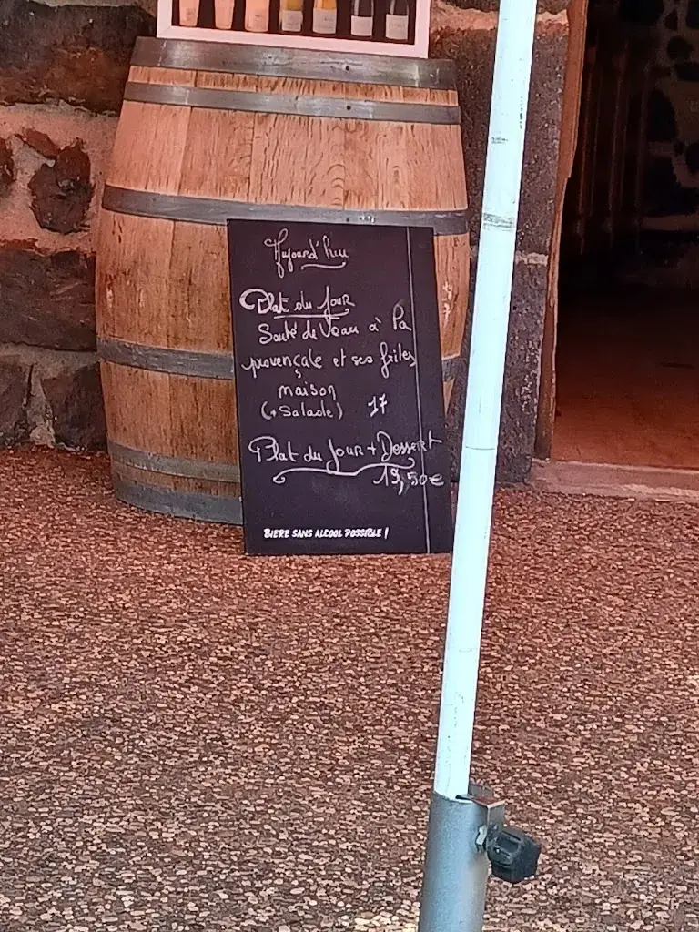 Maryse Marlere_La Cascade_Solignac-sur-Loire_review