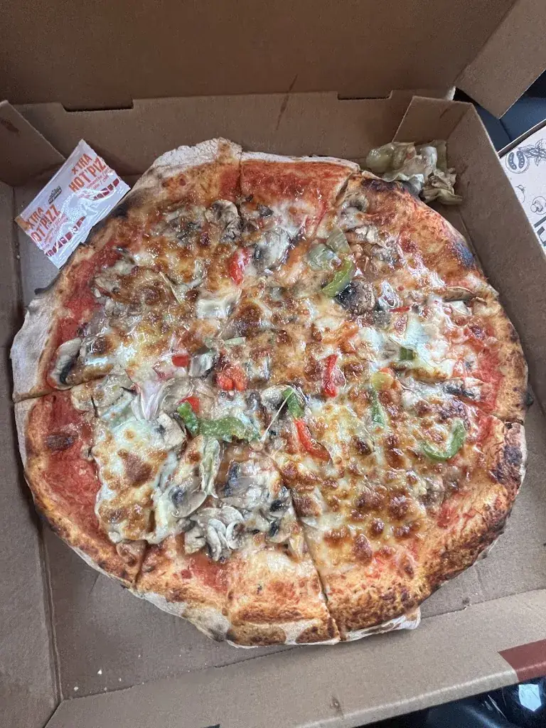 Appel Bloom_Maestro Pizza_Onnaing_review