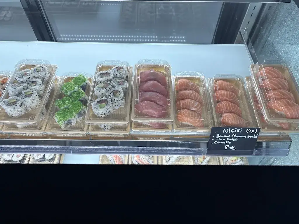 Sushi Pot’s_Onnaing_slider_image_2