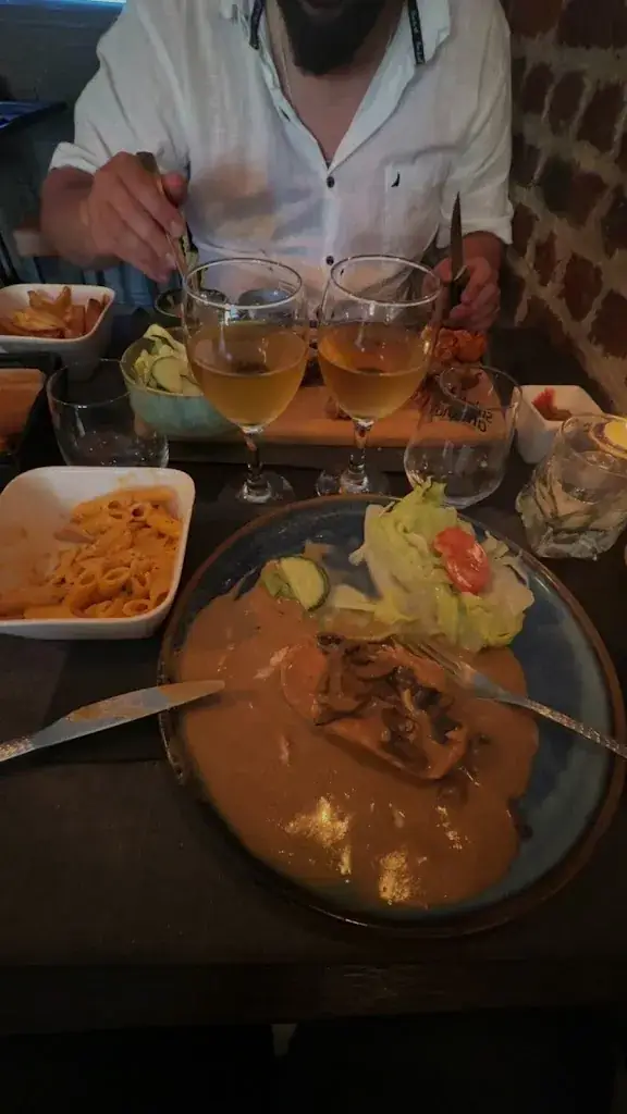 Tiffany Halliez_La Table de Léontine_Quiévrechain_review