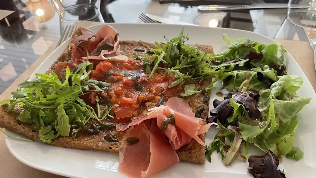 Sandrine Lefevre_Crêperie Aux 4 Saisons_Précy-sur-Oise_review