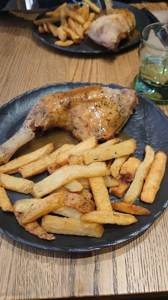 蕭慶安_PAUSY Restaurant_Poulainville_review