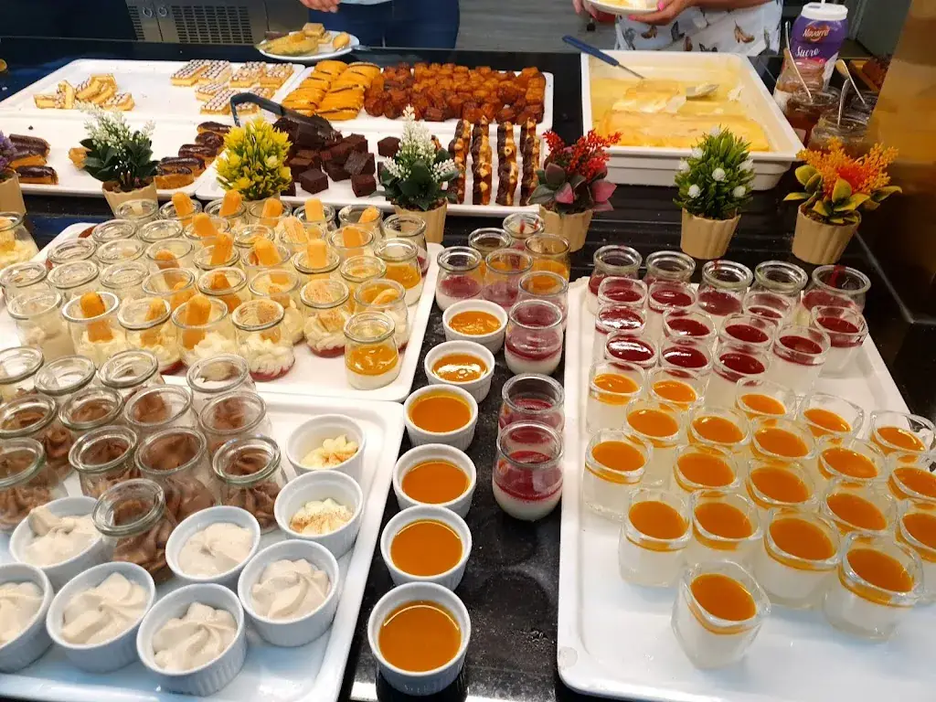 Luc Krols_O'Grand Buffet_Prouvy_review