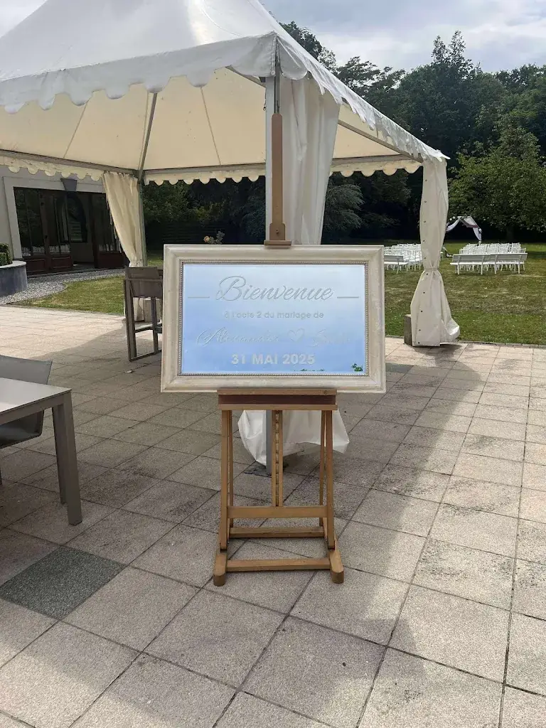 Alexandra DENAES_Ermitage du Bois Joli_Quaëdypre_recensione