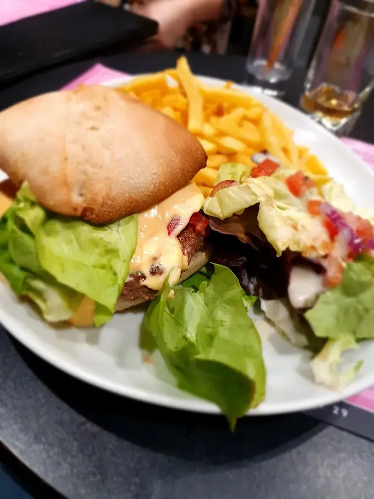 Le Shana Bar restaurant in Péronne