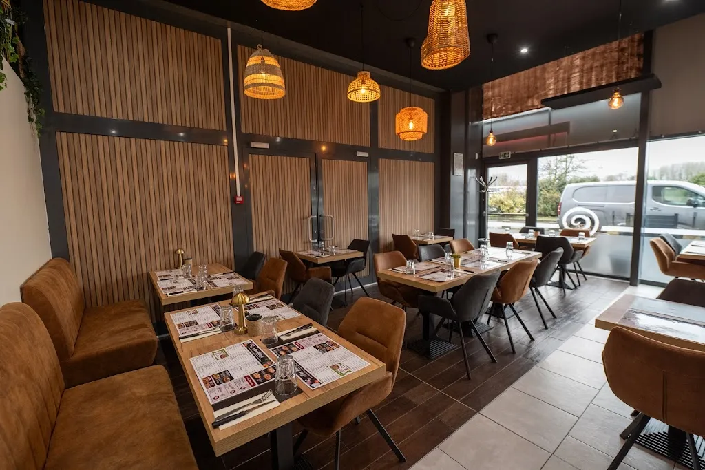 Lusitalia Pont Sainte Maxence restaurant in Pont-Sainte-Maxence