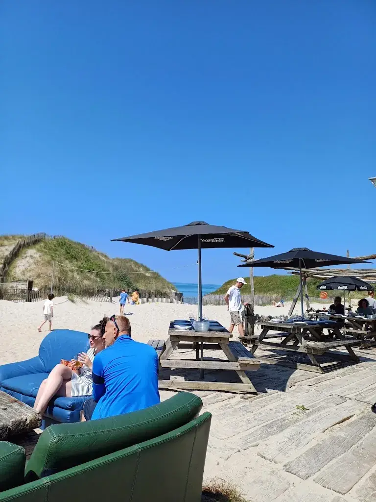 Catherine Cussac_BASE SUD la Paillotte - Bar - Brasserie_Quend_review