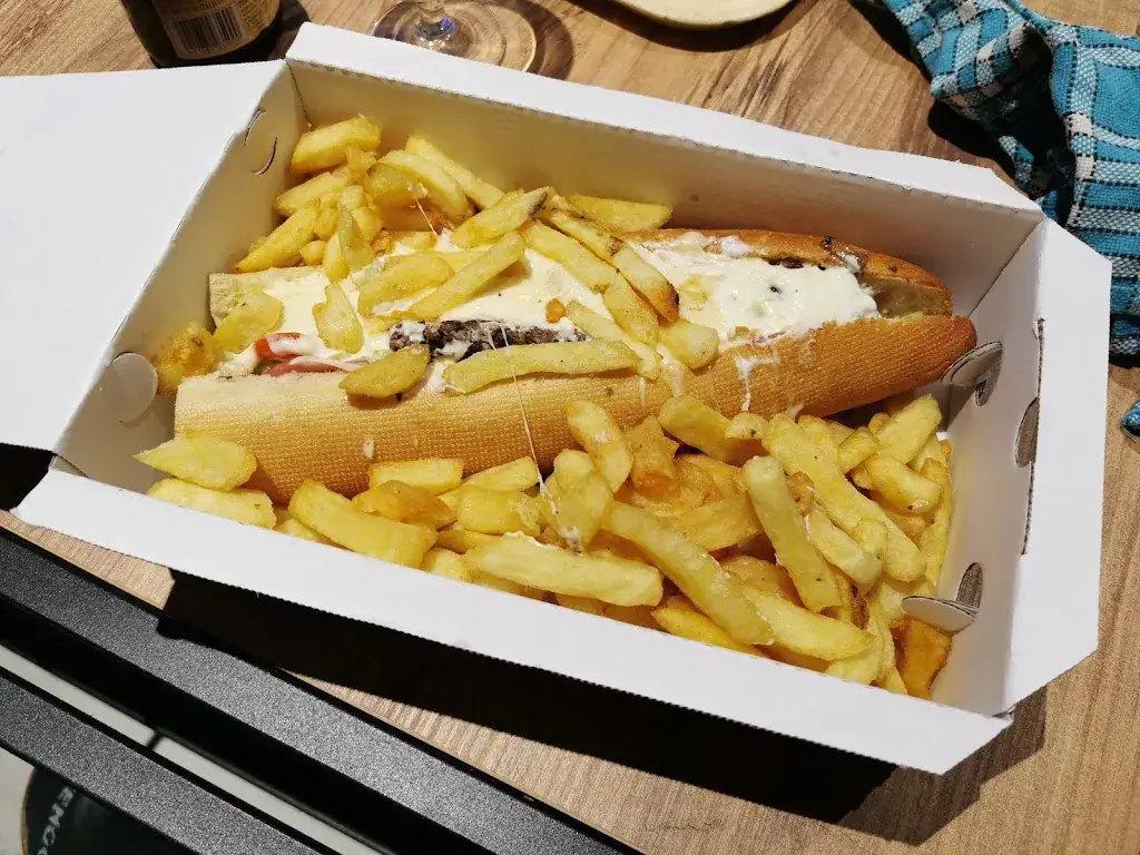 Le Ketchup restaurant in Roost-Warendin