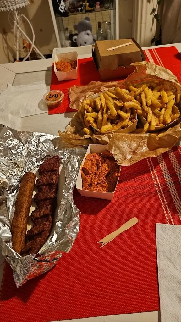 Adrien Ju_La Ch'tite Frite_Raillencourt-Sainte-Olle_review