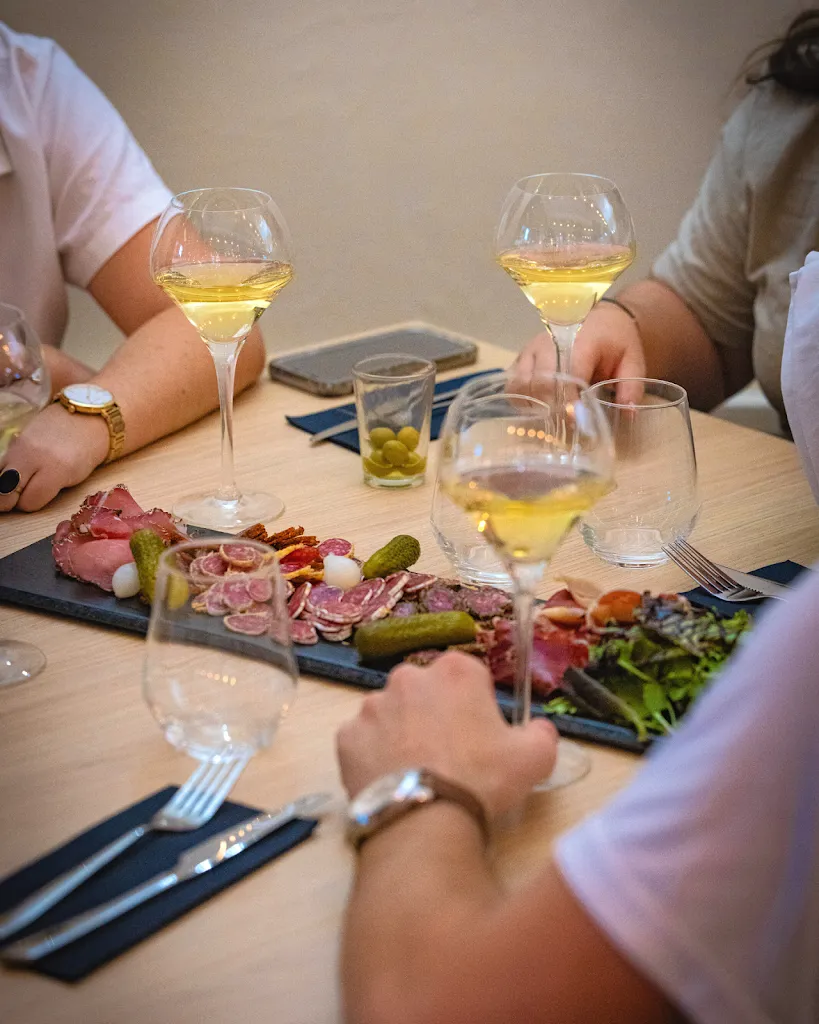 Le Monopol_Pernes-les-Fontaines_slider_image_3