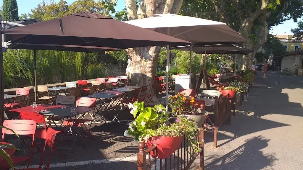 l'Estanquet Di Font restaurant in Pernes-les-Fontaines