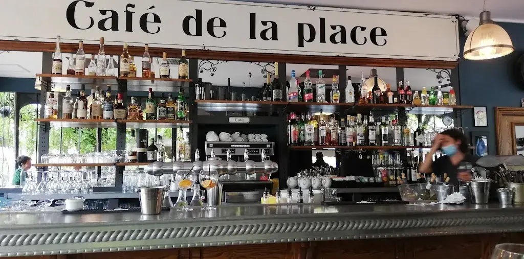 Café de la Place_Pernes-les-Fontaines_slider_image_3
