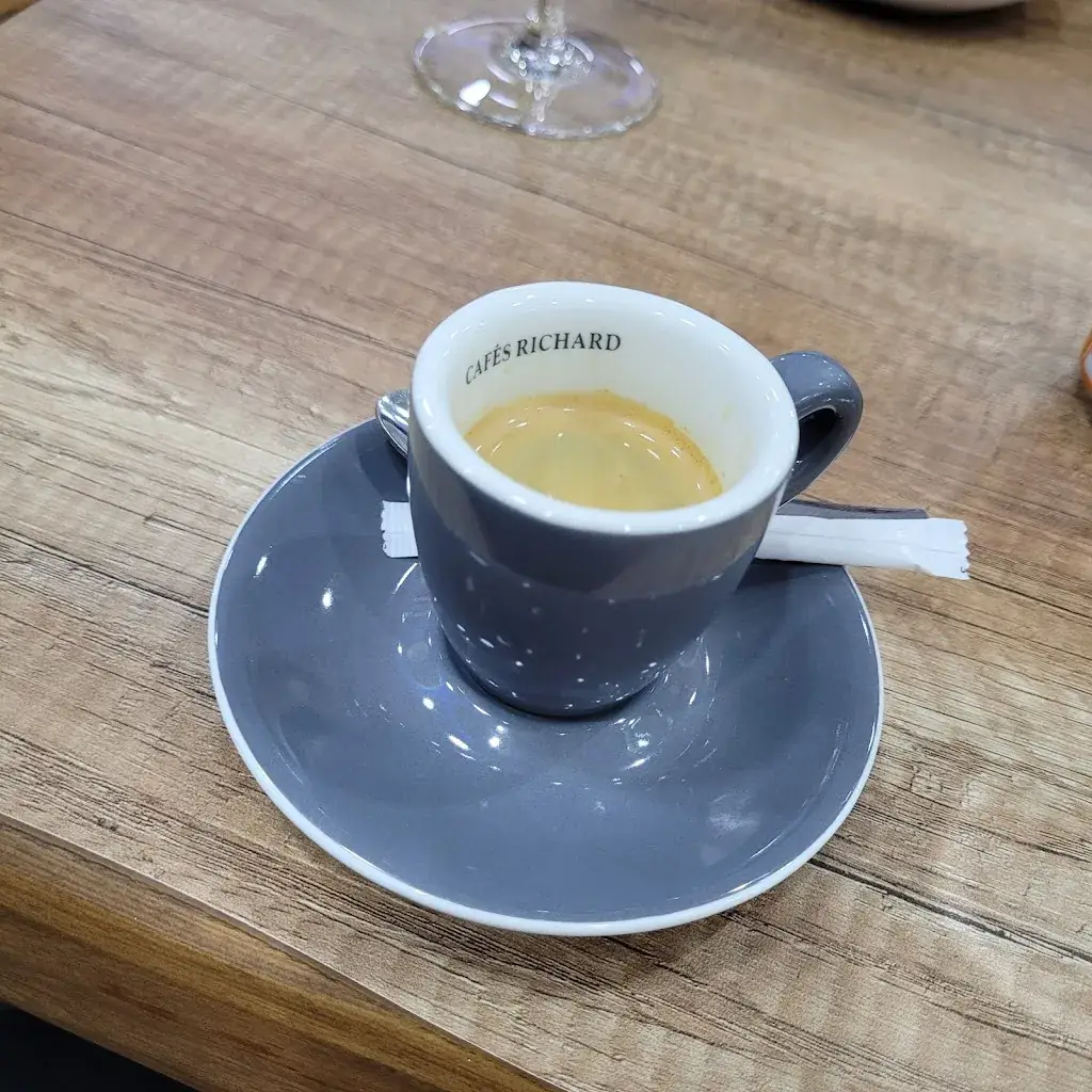 6 Clara_Restaurant Grill pernes_Pernes_review