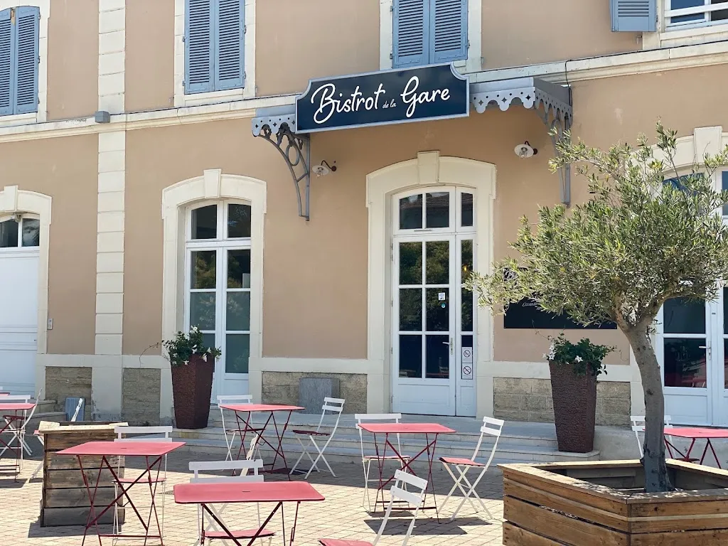 Bistrot de la Gare restaurant in Pernes-les-Fontaines