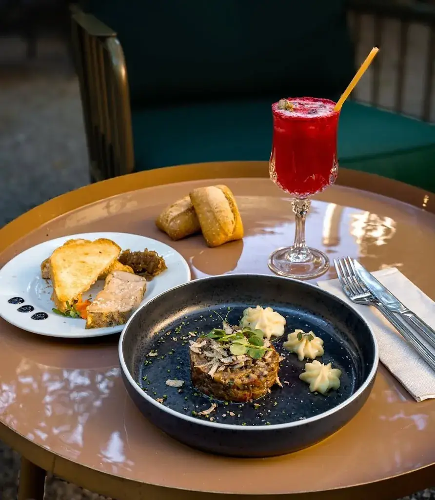 La Margelle_Pernes-les-Fontaines_slider_image_2