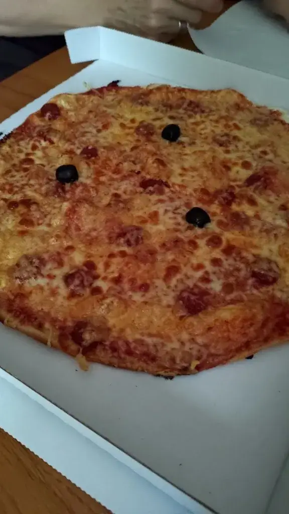 Menu_Pizz'parla familia anciennement l'étoile_Dagneux_image_6