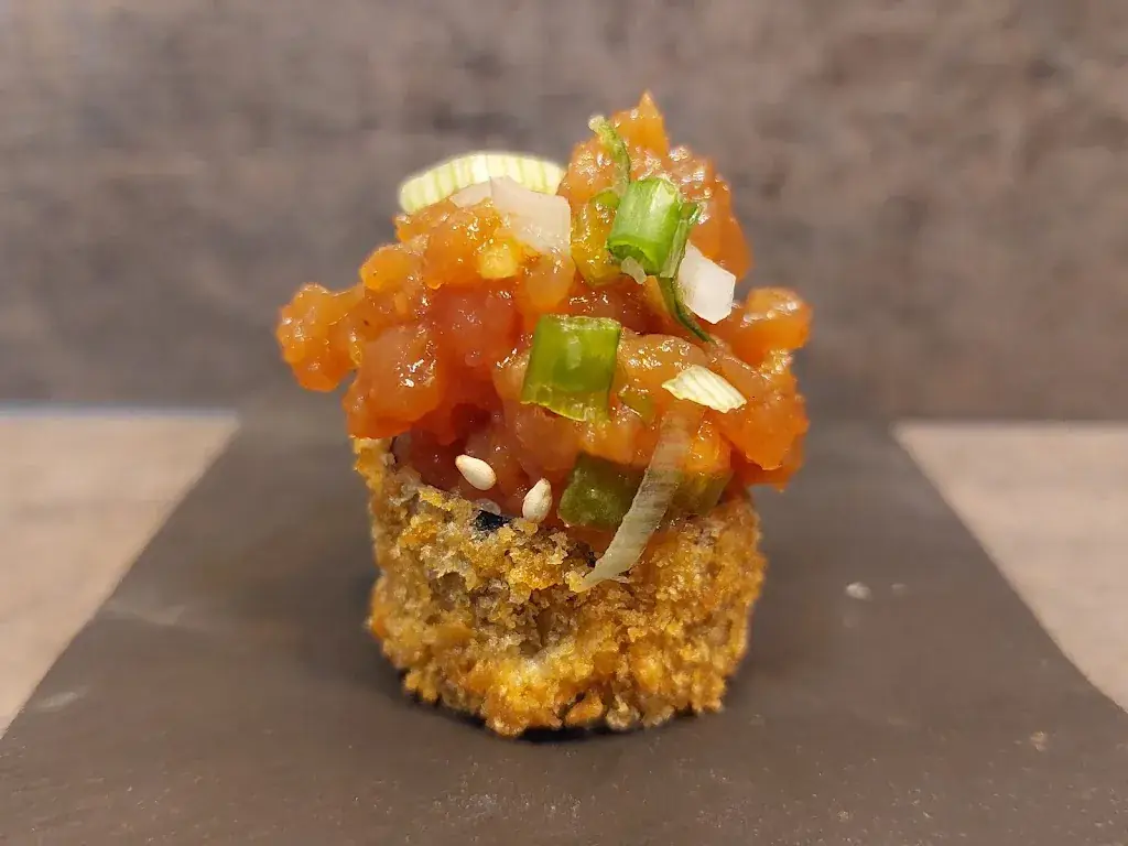 Ukiyo Sushi_Pernes-les-Fontaines_slider_image_2