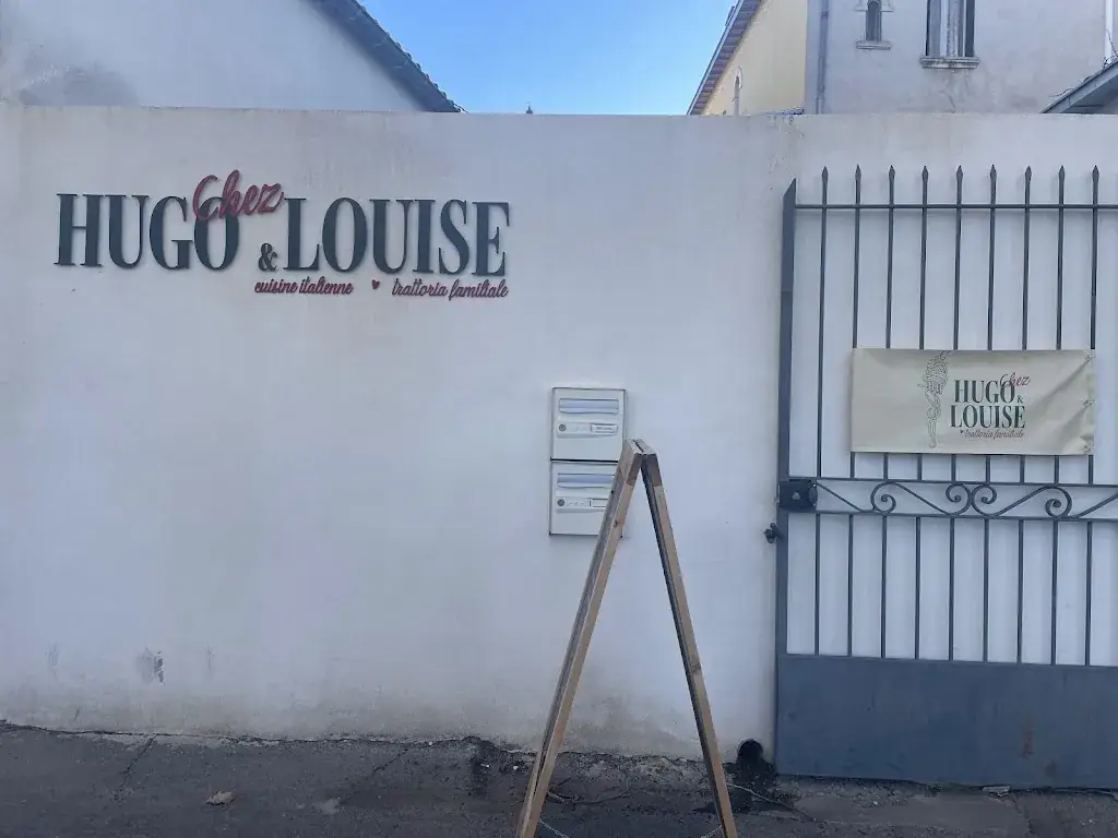 Chez Hugo & Louise restaurant in Pernes-les-Fontaines