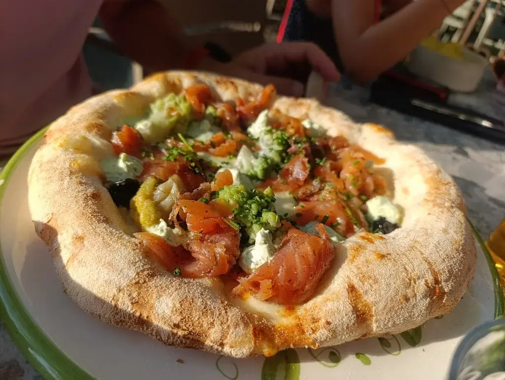 Chez Hugo & Louise_Pernes-les-Fontaines_slider_image_3