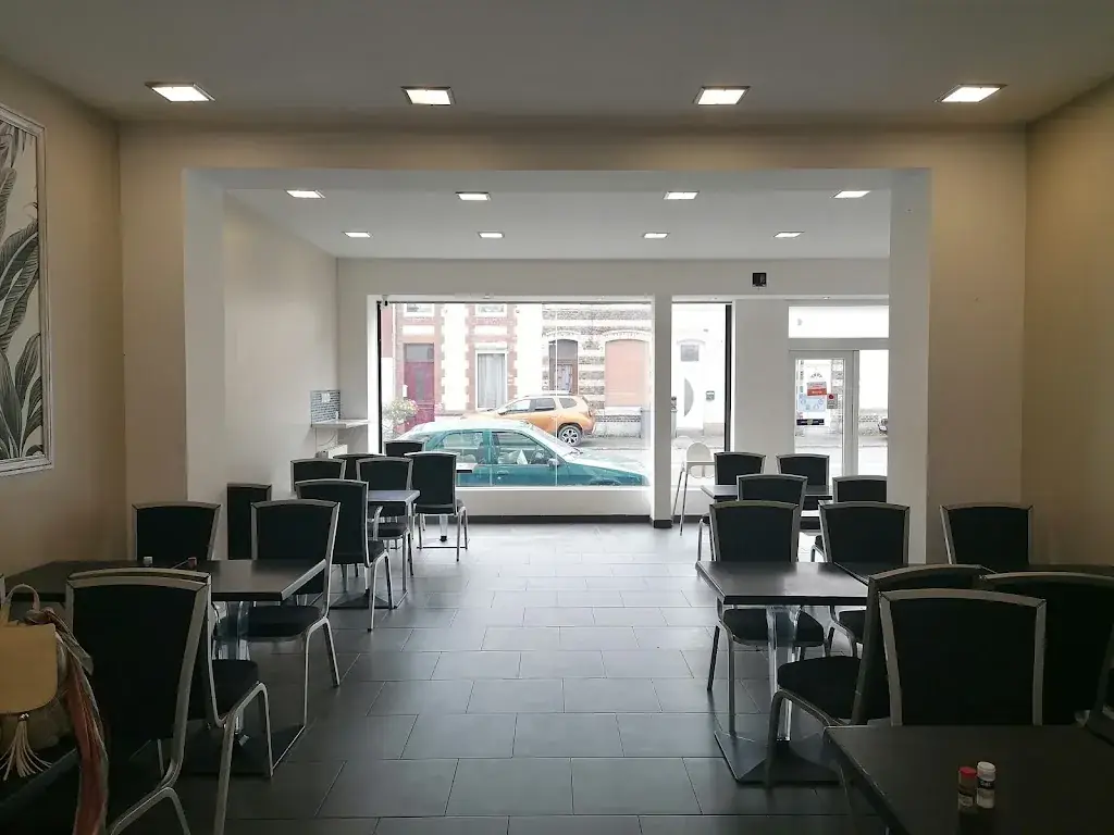 Chicken Cheese quievrechain restaurant in Quiévrechain