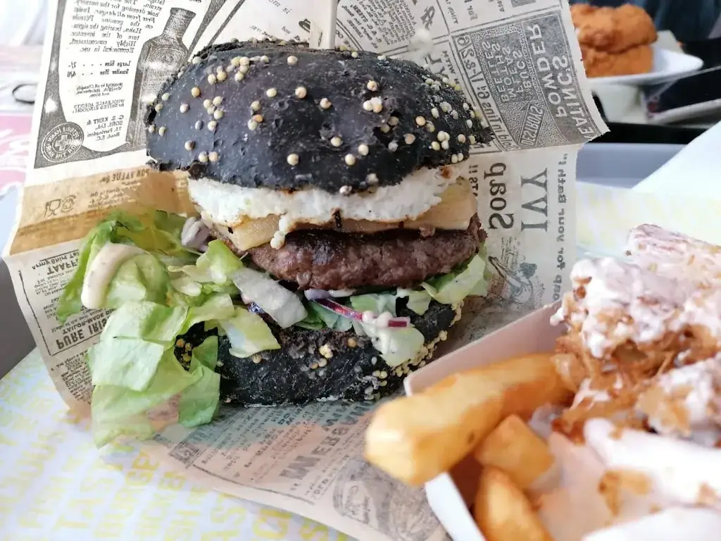 Chicken Cheese quievrechain_Quiévrechain_slider_image_2