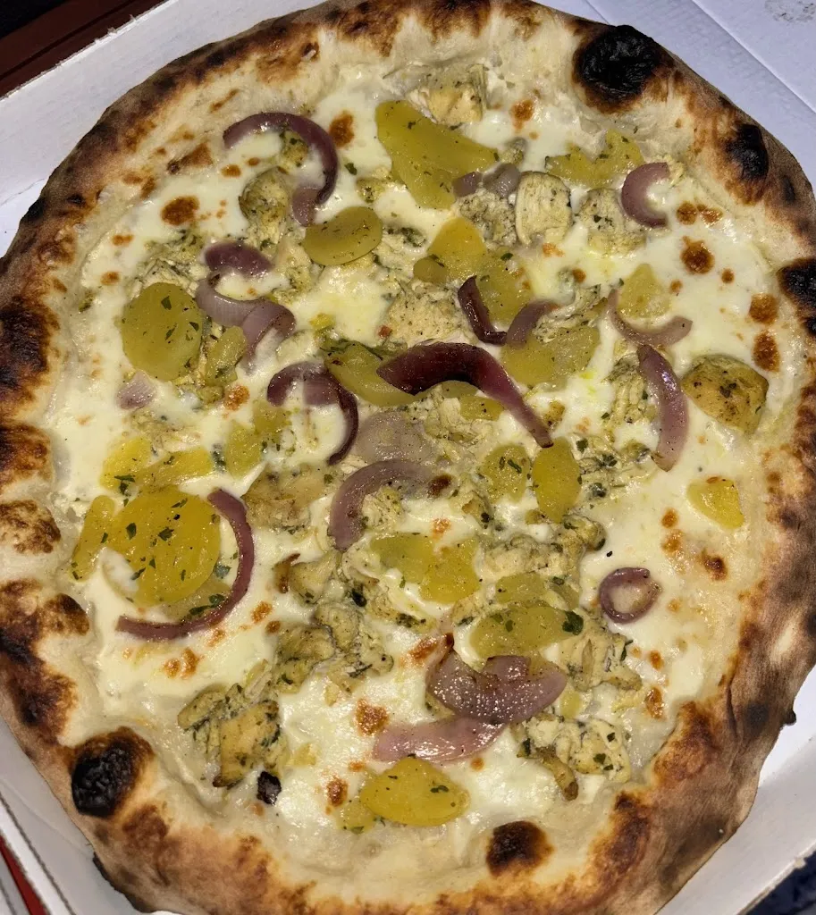 Pizza de Napoli_Rantigny_slider_image_3