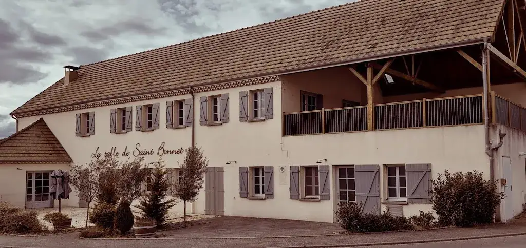 La table de Saint Bonnet_Saint-Bonnet-de-Rochefort_slider_image_3